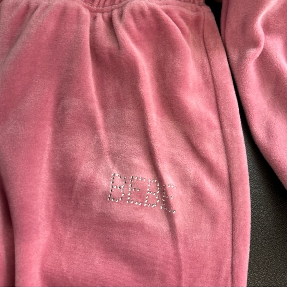 New BEBE 2 Piece Velour Rose Blush Toddler Size 4 Sweatsuit Cozy‎ Rhinestone ￼ - Picture 10 of 15
